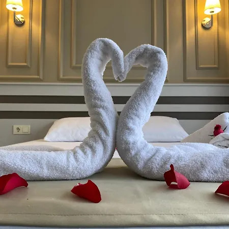 Hotel Grandaura *