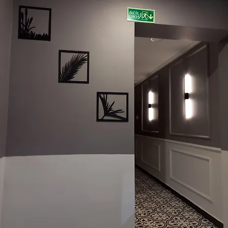 Grandaura *