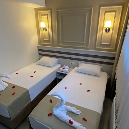 Grandaura * Edirne