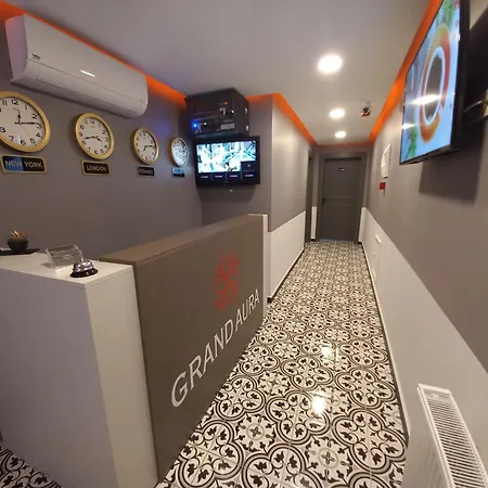 Grandaura